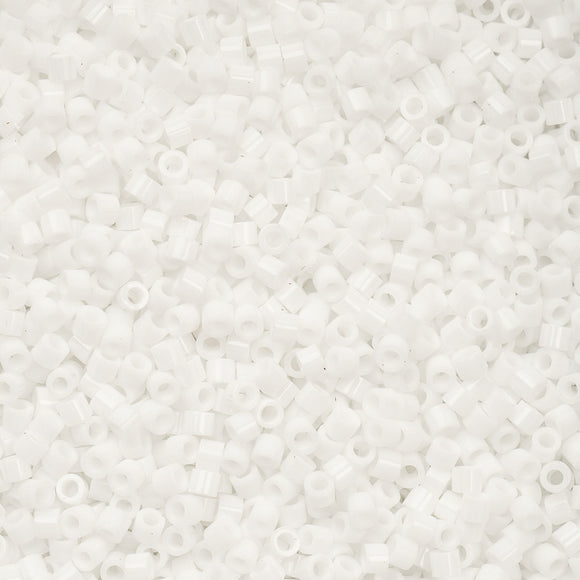Cylin 11/0 Chalk White