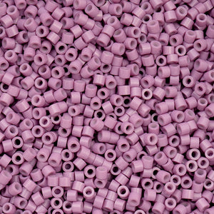 Cylin 11/0 Opaque Lilac