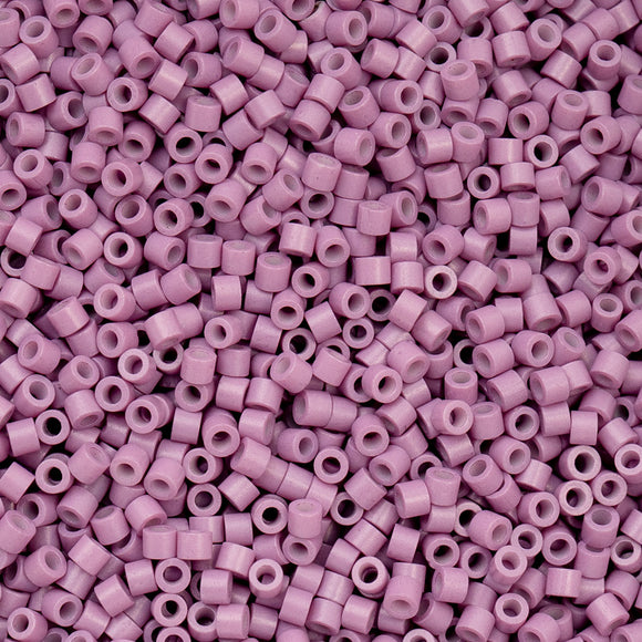 Cylin 11/0 Opaque Lilac