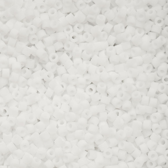 Cylin 11/0 Matte Macaron - White