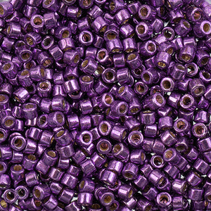 Delica 11/0 Duracoat Galvanized Purple Orchid